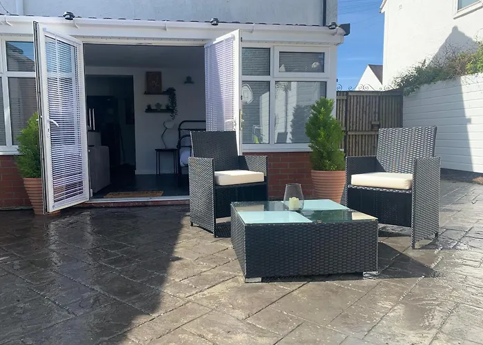 The Little Lodge - Seaside Town Of Penarth Nr Cardiff